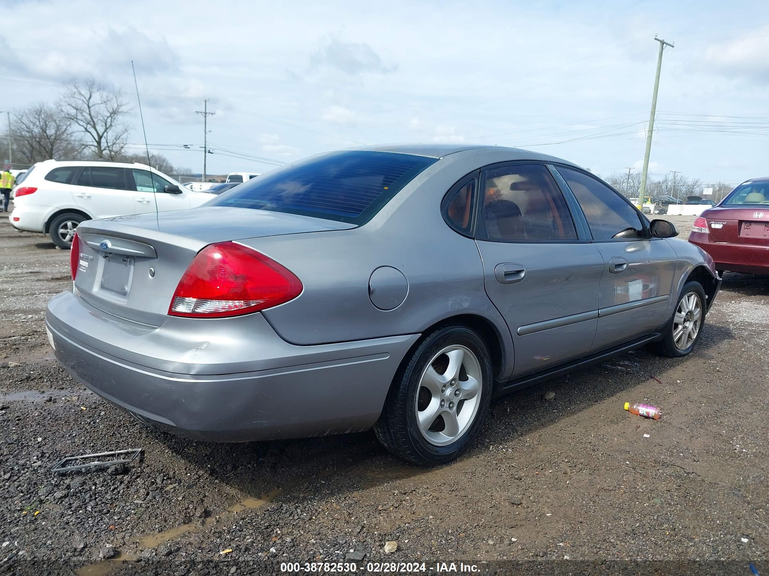 Photo 3 VIN: 1FAHP53U46A227386 - FORD TAURUS 