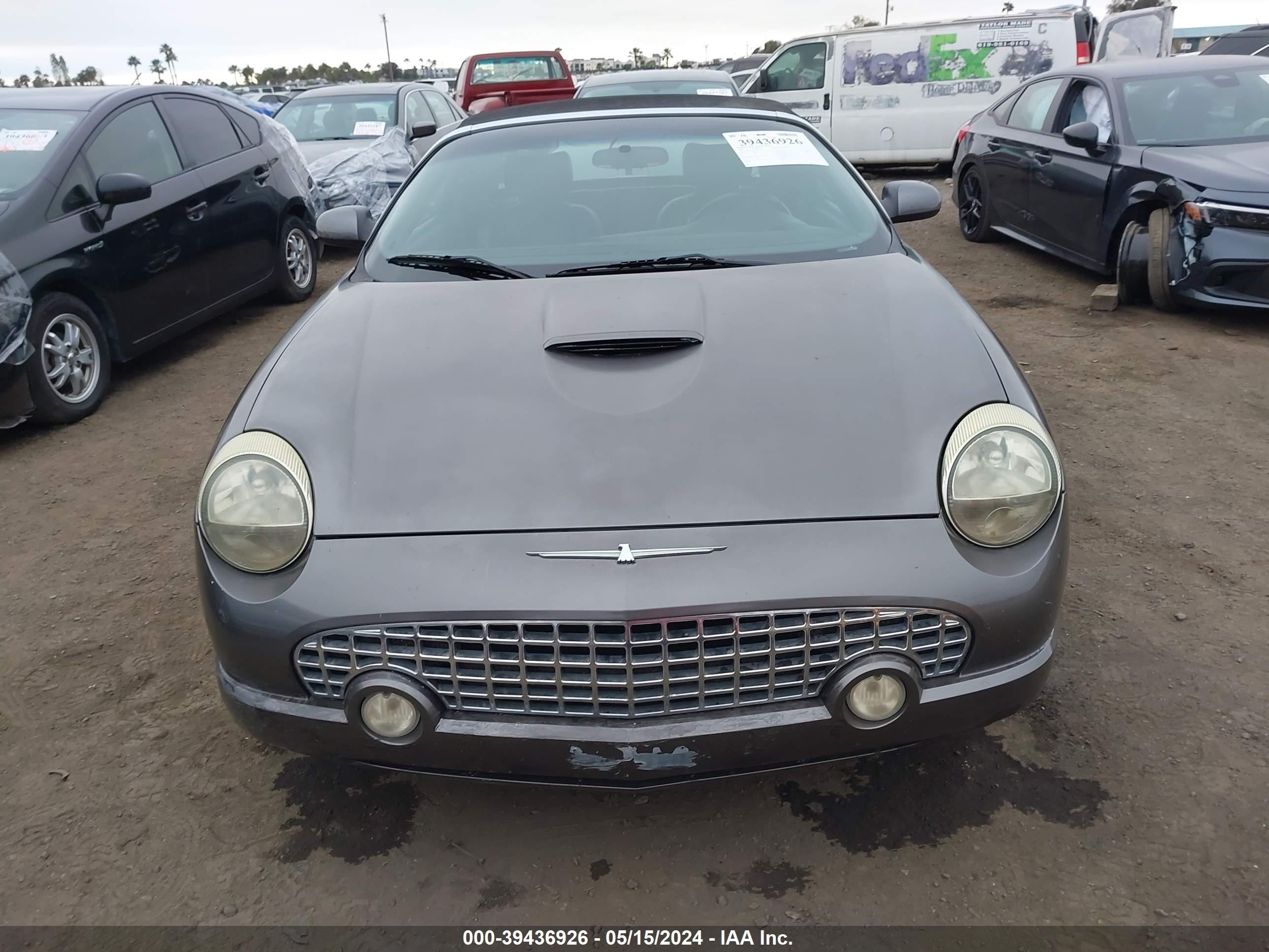 Photo 10 VIN: 1FAHP60A23Y114734 - FORD THUNDERBIRD 