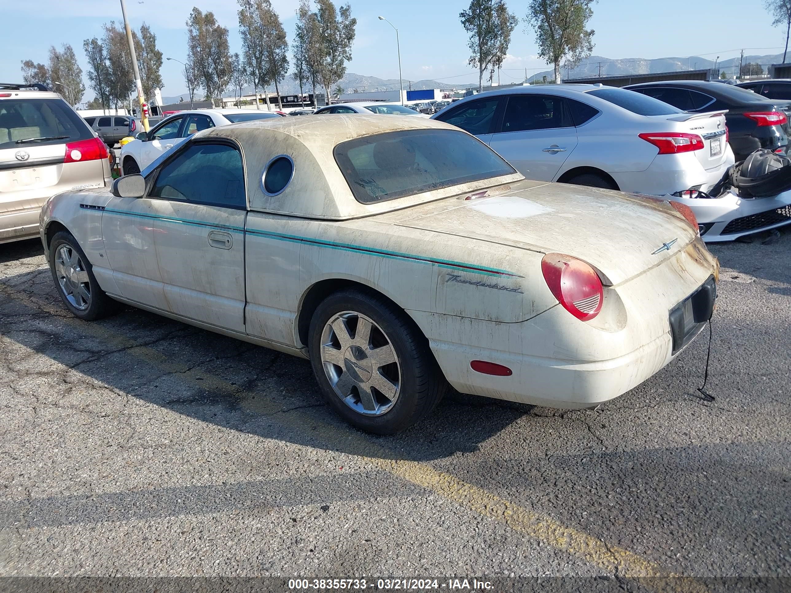 Photo 2 VIN: 1FAHP60A73Y102501 - FORD THUNDERBIRD 