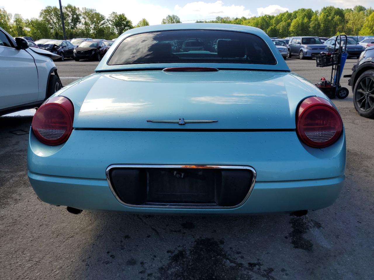 Photo 5 VIN: 1FAHP60A82Y120133 - FORD THUNDERBIRD 