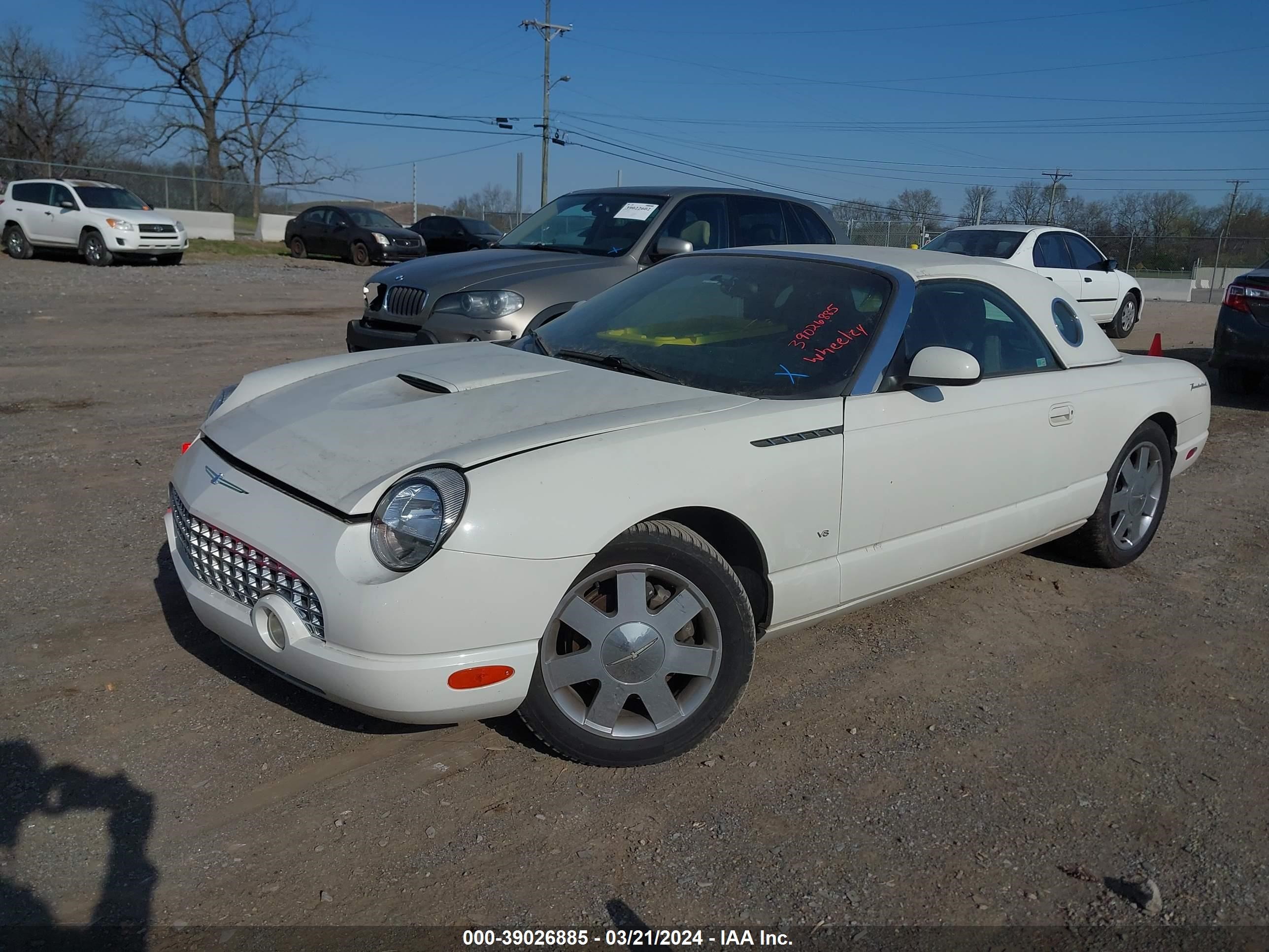 Photo 1 VIN: 1FAHP60AX3Y114593 - FORD THUNDERBIRD 