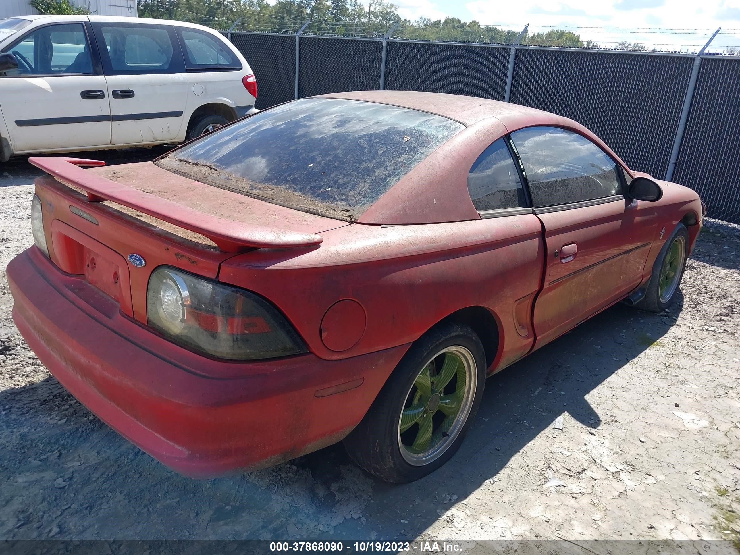 Photo 3 VIN: 1FALP4048VF147616 - FORD MUSTANG 