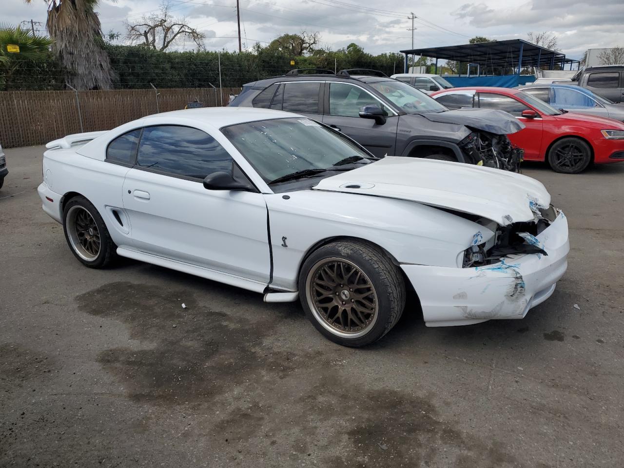 Photo 3 VIN: 1FALP42DXRF165490 - FORD MUSTANG 