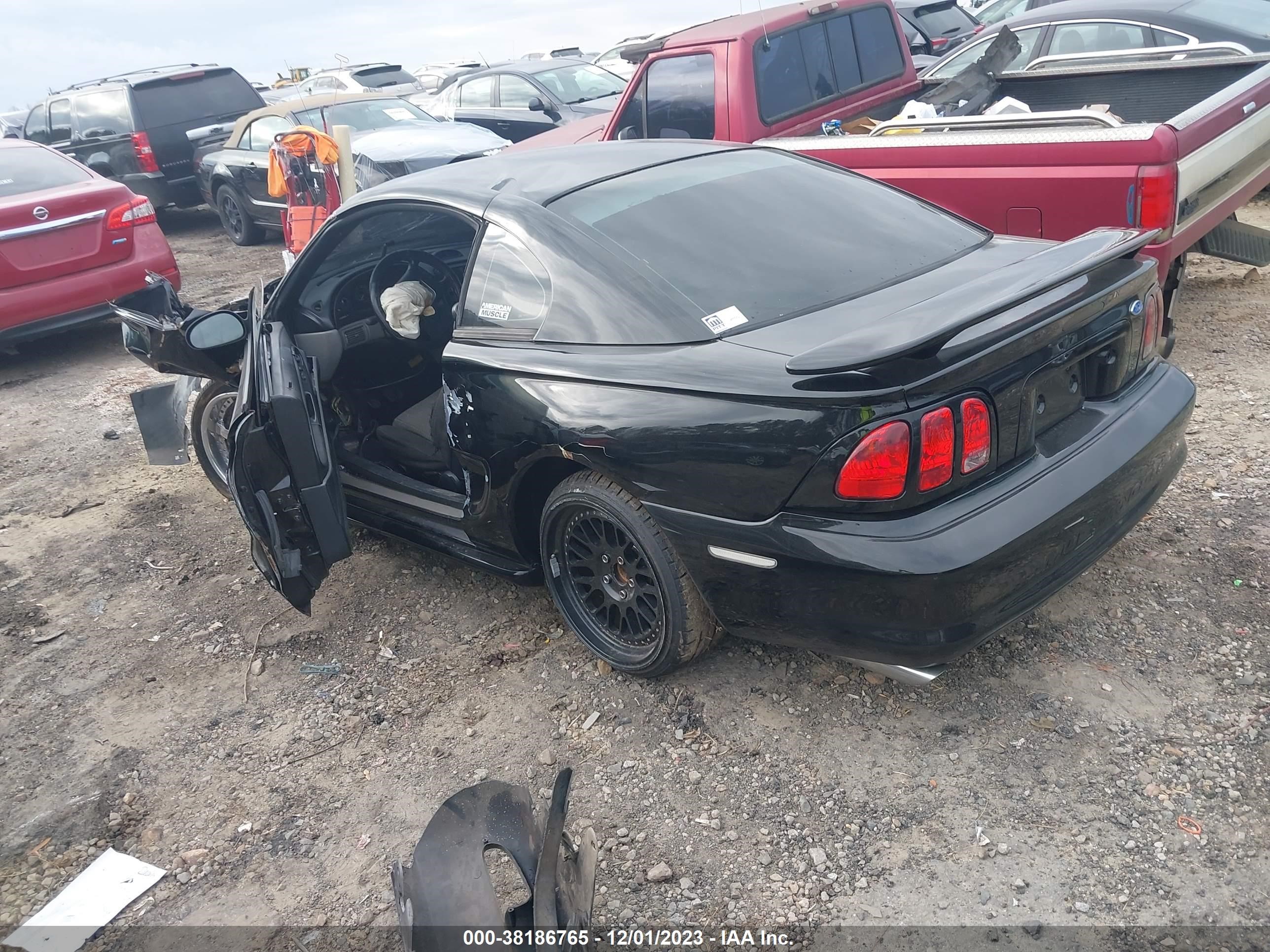 Photo 2 VIN: 1FALP42X2TF154100 - FORD MUSTANG 