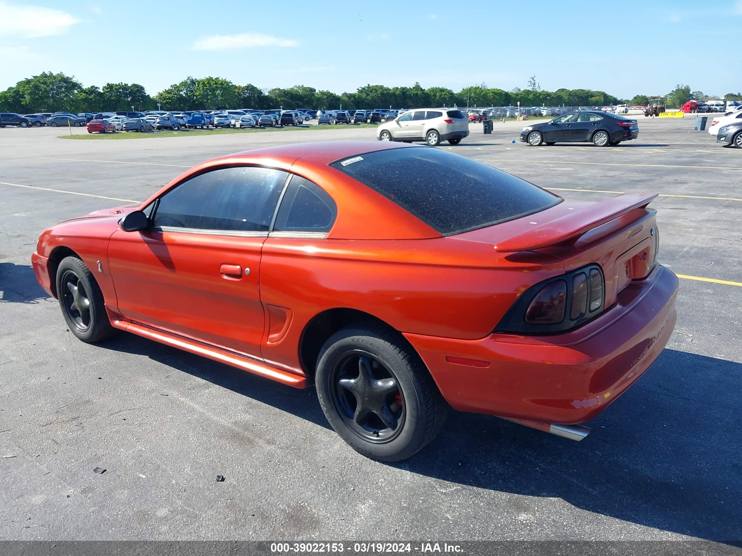 Photo 2 VIN: 1FALP42X3VF119634 - FORD MUSTANG 