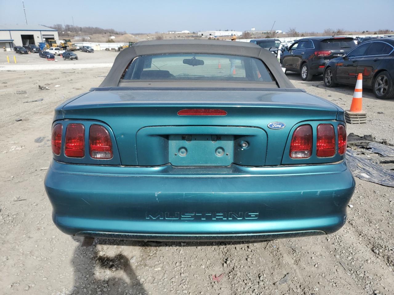 Photo 5 VIN: 1FALP4442VF171212 - FORD MUSTANG 