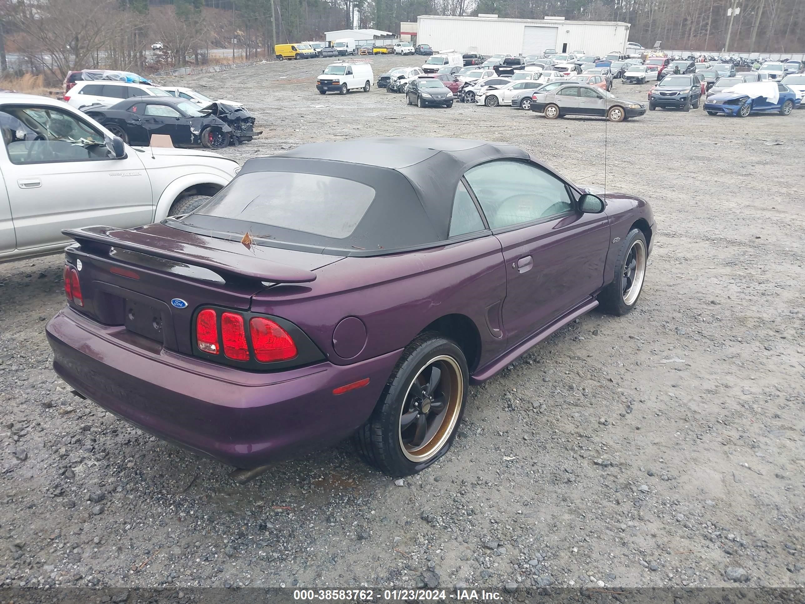 Photo 3 VIN: 1FALP45X2TF121254 - FORD MUSTANG 