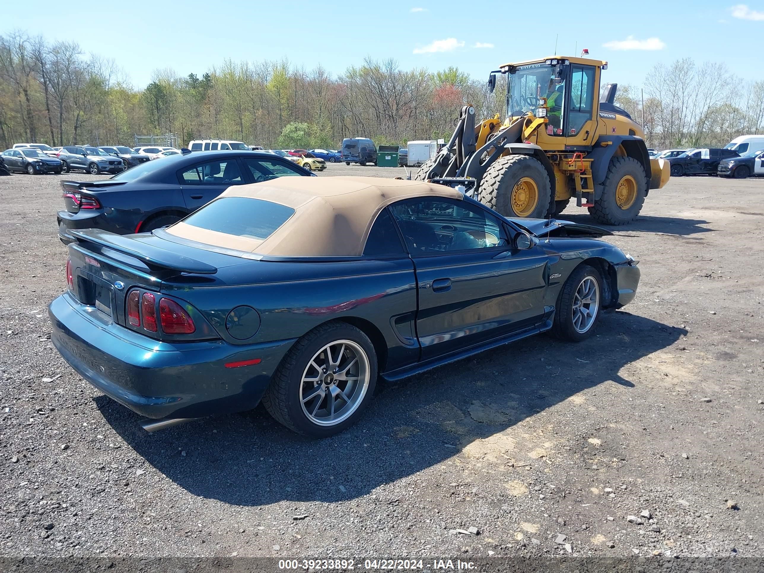 Photo 3 VIN: 1FALP45X9VF192017 - FORD MUSTANG 