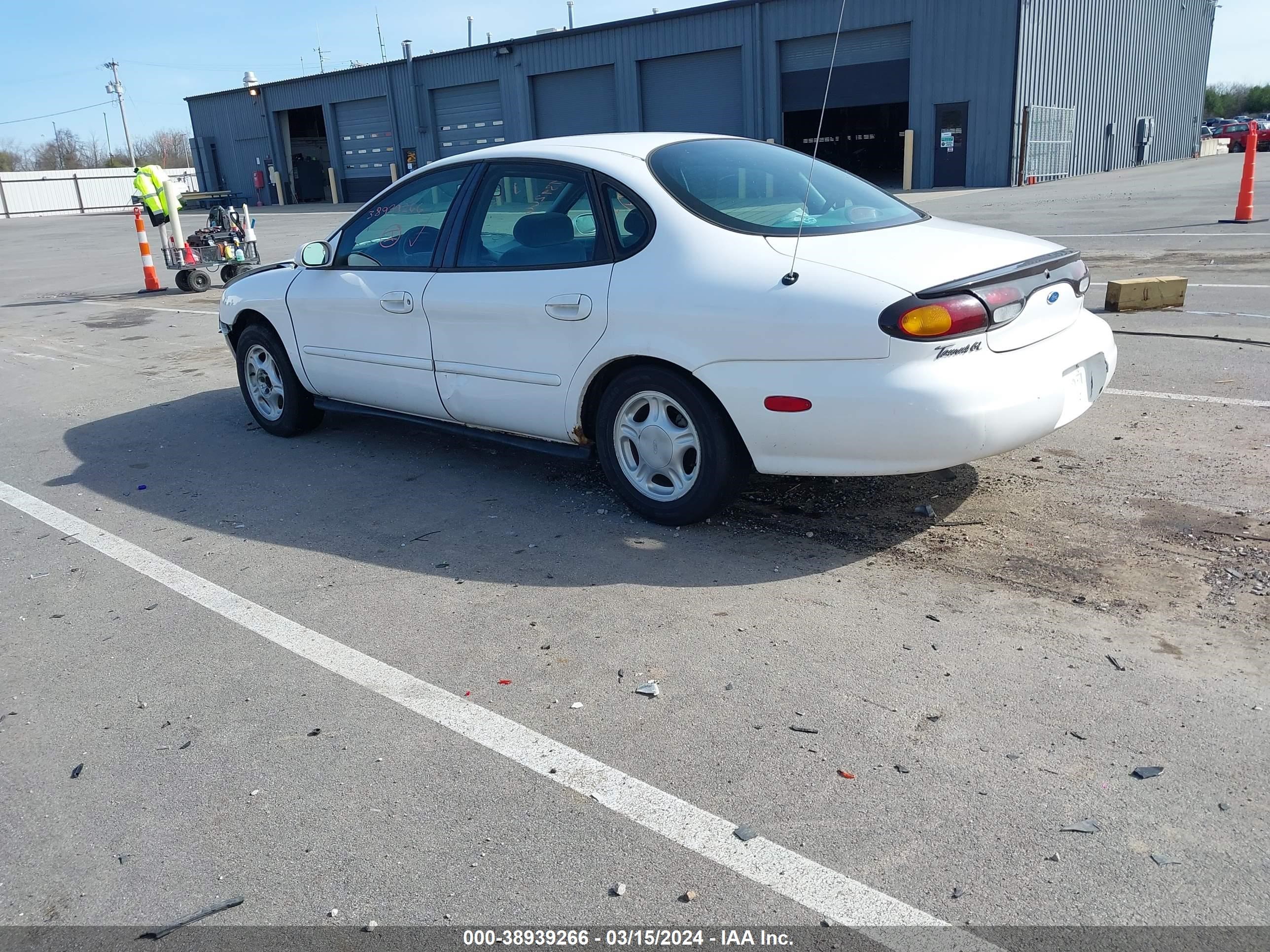 Photo 2 VIN: 1FALP52U2TG180671 - FORD TAURUS 