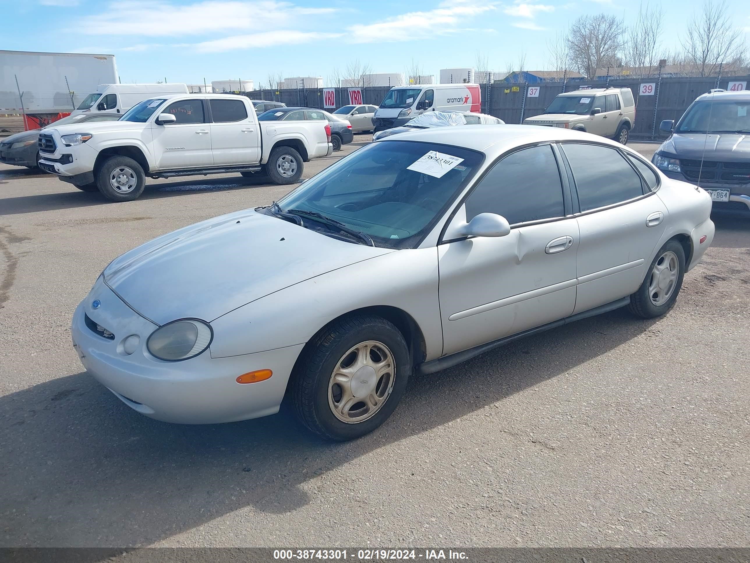 Photo 1 VIN: 1FALP52U6VG268061 - FORD TAURUS 