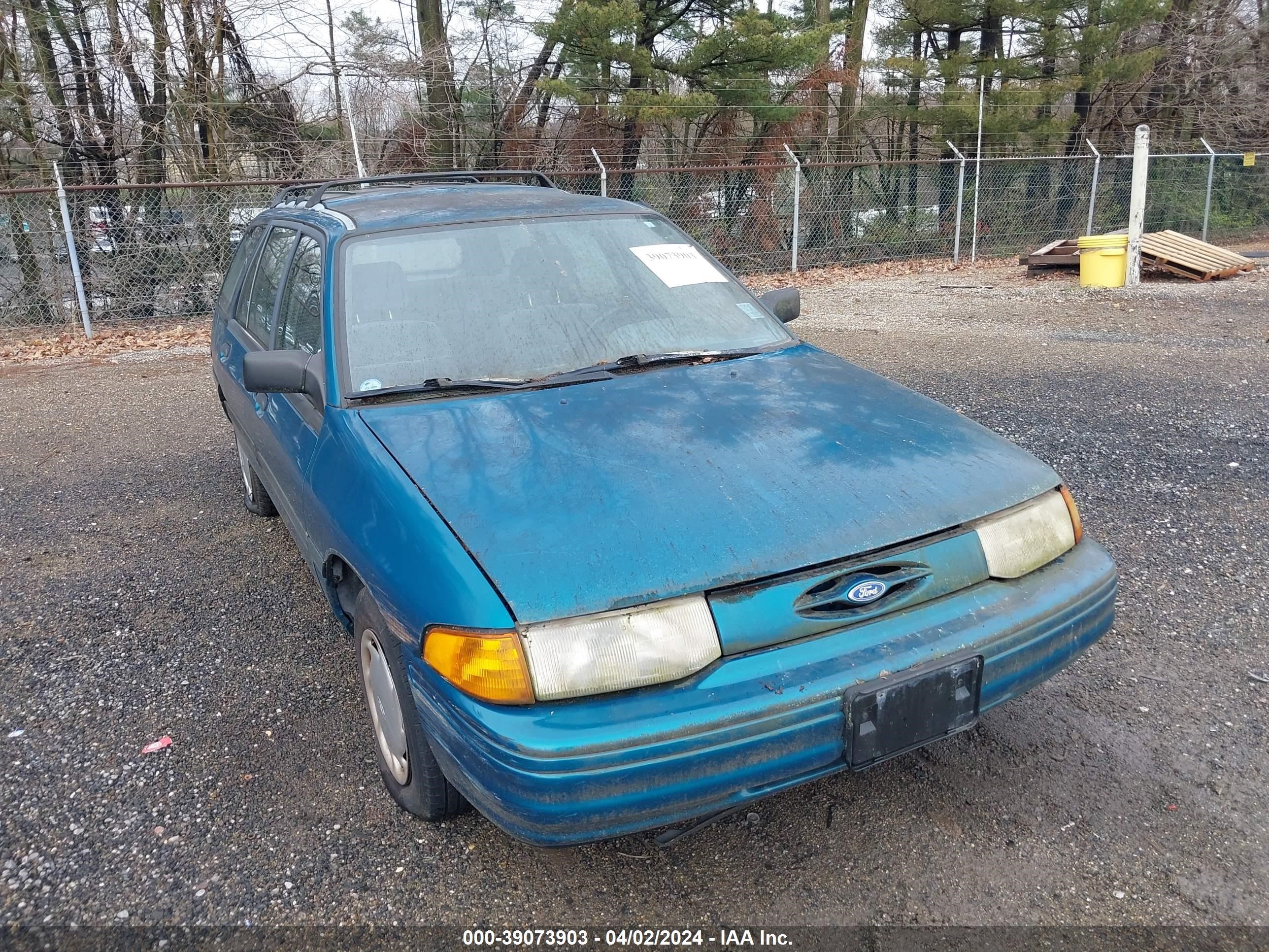 Photo 5 VIN: 1FAPP15J0PW376096 - FORD ESCORT 