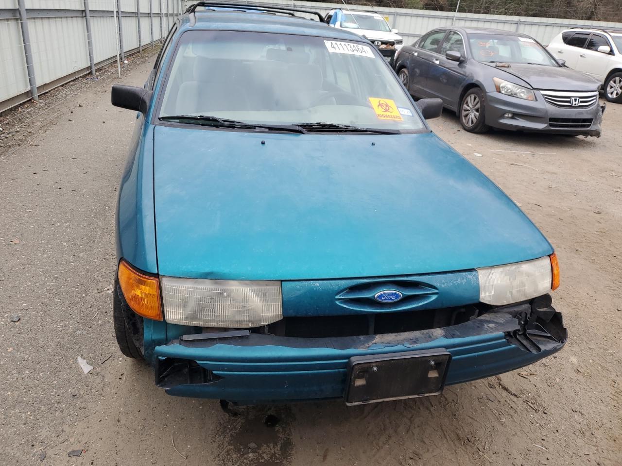 Photo 4 VIN: 1FASP15J7SW163990 - FORD ESCORT 