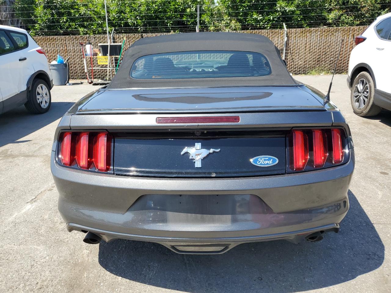 Photo 5 VIN: 1FATP8EM0F5364343 - FORD MUSTANG 