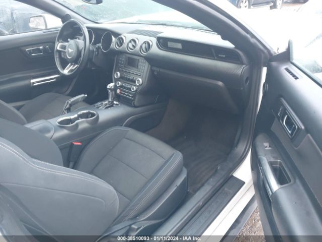 Photo 4 VIN: 1FATP8EM2G5269574 - FORD MUSTANG 