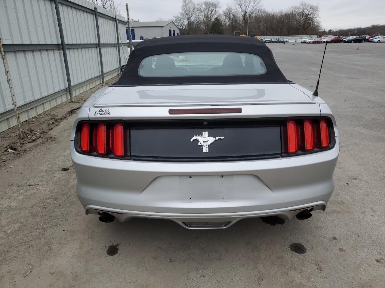 Photo 5 VIN: 1FATP8EM3G5238267 - FORD MUSTANG 