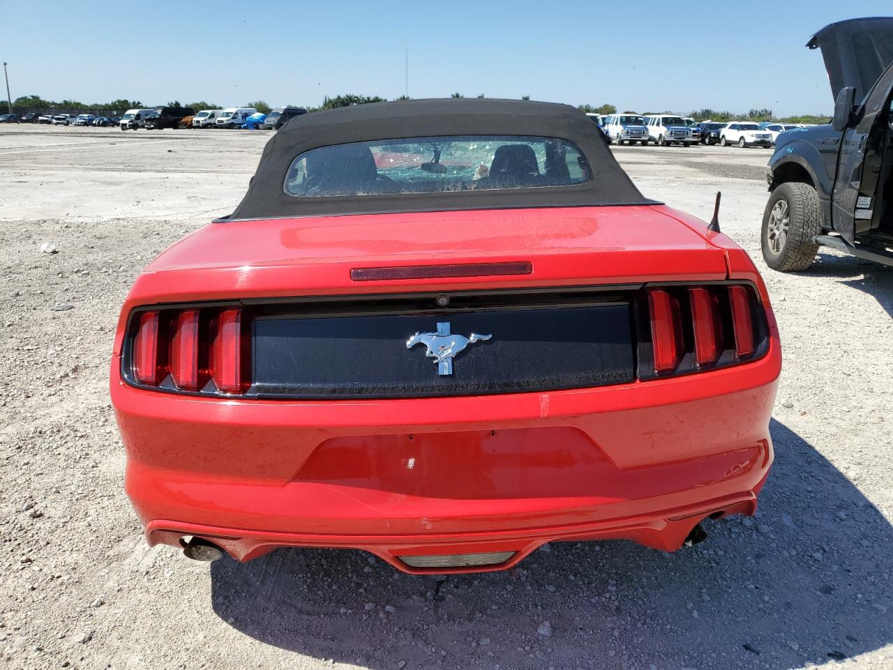 Photo 5 VIN: 1FATP8EM4G5281001 - FORD MUSTANG 