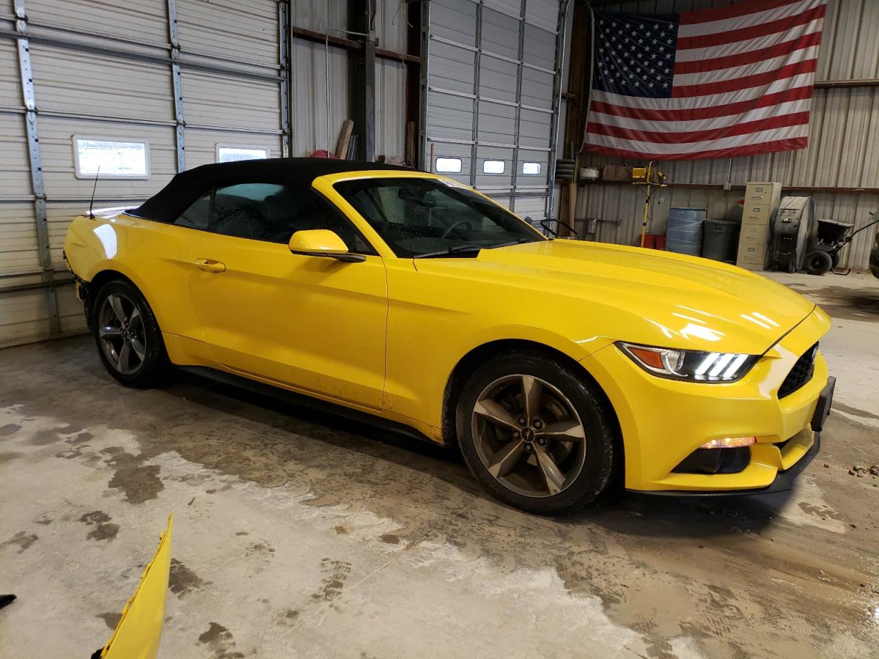 Photo 3 VIN: 1FATP8EM6G5304875 - FORD MUSTANG 