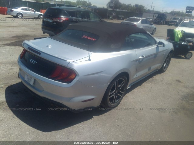 Photo 3 VIN: 1FATP8FF0J5115811 - FORD MUSTANG 