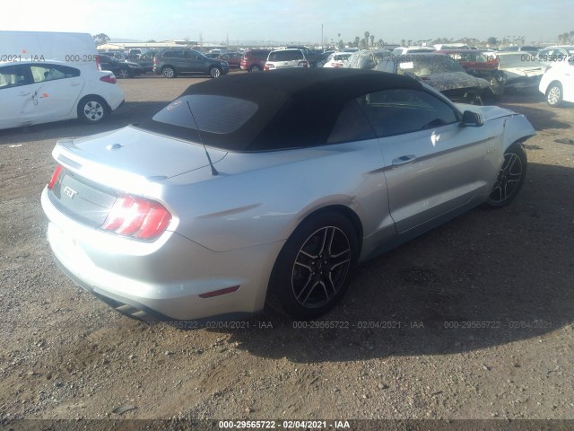 Photo 3 VIN: 1FATP8FF2K5171864 - FORD MUSTANG 