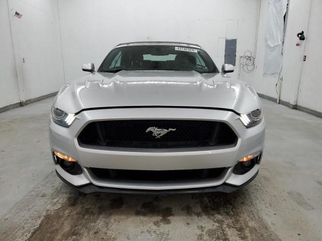 Photo 4 VIN: 1FATP8FF8F5345393 - FORD MUSTANG 