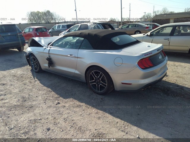 Photo 2 VIN: 1FATP8FF8J5109934 - FORD MUSTANG 