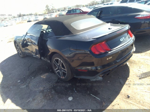 Photo 2 VIN: 1FATP8FF9J5132865 - FORD MUSTANG 