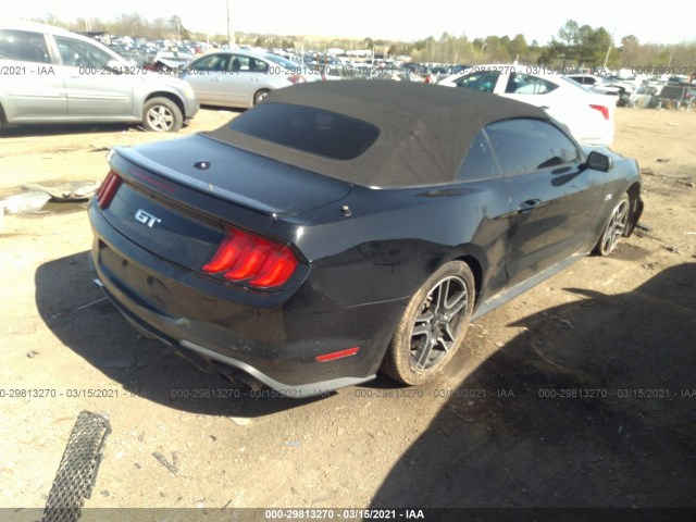 Photo 3 VIN: 1FATP8FF9J5132865 - FORD MUSTANG 