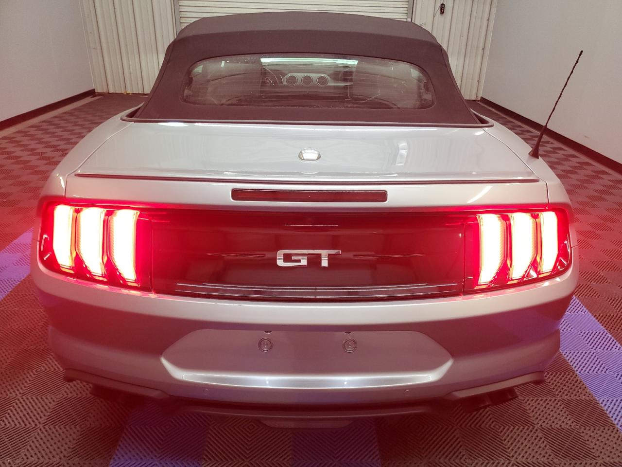 Photo 5 VIN: 1FATP8FF9N5116462 - FORD MUSTANG 