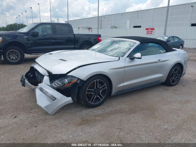 Photo 1 VIN: 1FATP8UH0J5105820 - FORD MUSTANG 