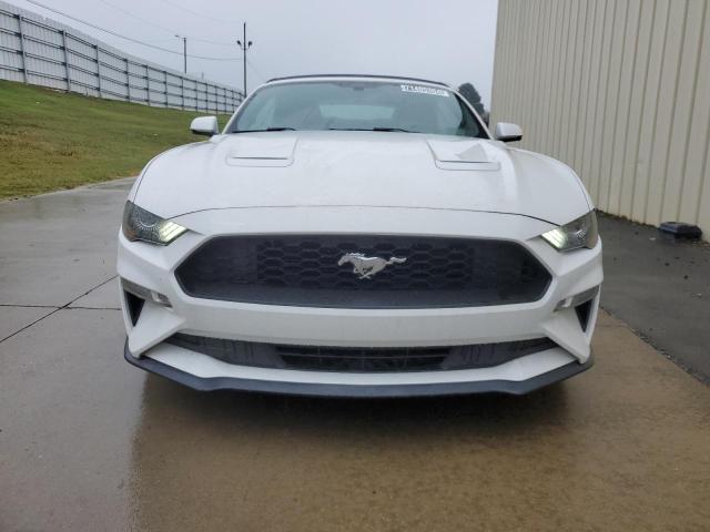 Photo 4 VIN: 1FATP8UH0J5115277 - FORD MUSTANG 