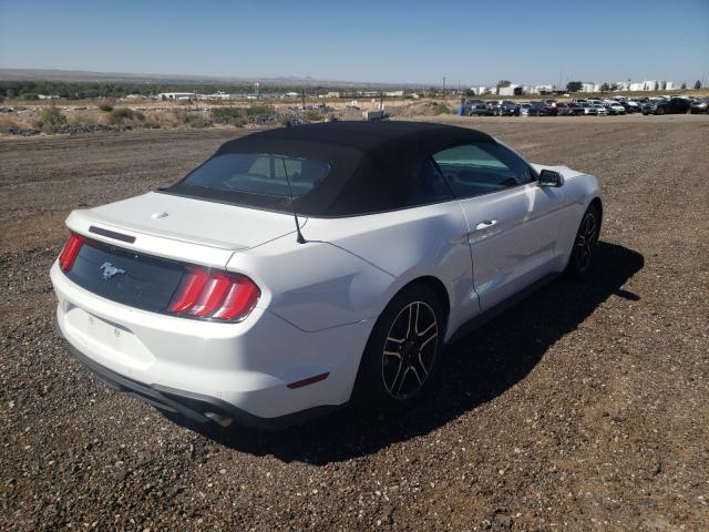 Photo 3 VIN: 1FATP8UH0J5176998 - FORD MUSTANG 