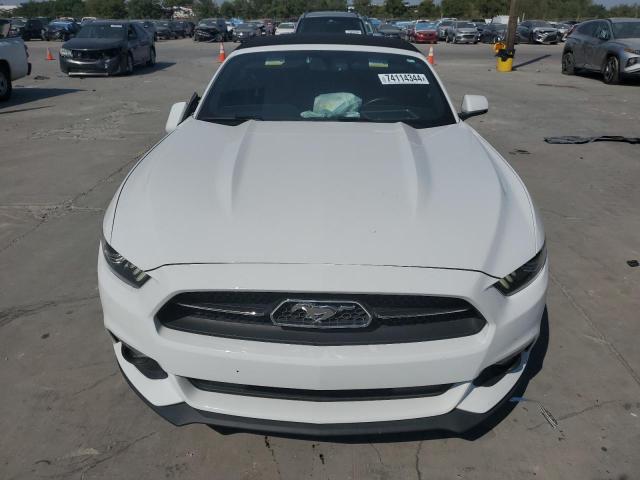 Photo 4 VIN: 1FATP8UH1F5425414 - FORD MUSTANG 