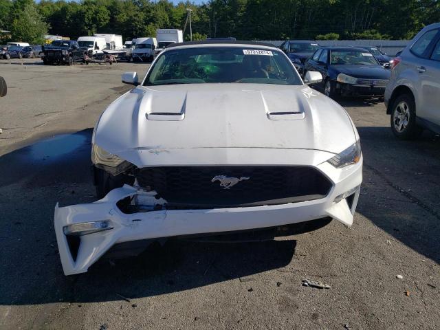 Photo 4 VIN: 1FATP8UH1J5109603 - FORD MUSTANG 