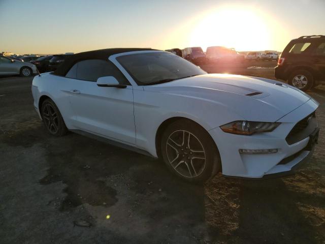 Photo 3 VIN: 1FATP8UH1J5110315 - FORD MUSTANG 