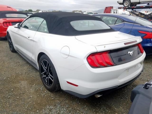 Photo 2 VIN: 1FATP8UH1J5155187 - FORD MUSTANG 