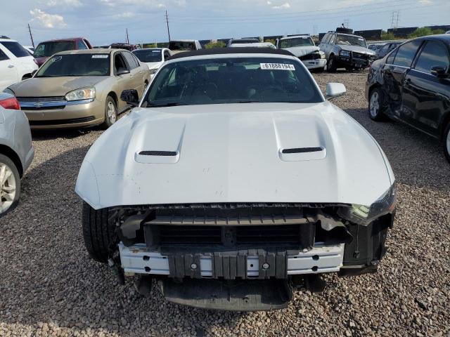 Photo 4 VIN: 1FATP8UH1K5109747 - FORD MUSTANG 