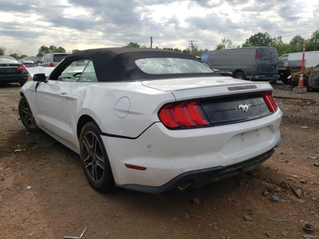 Photo 2 VIN: 1FATP8UH1K5150282 - FORD MUSTANG 