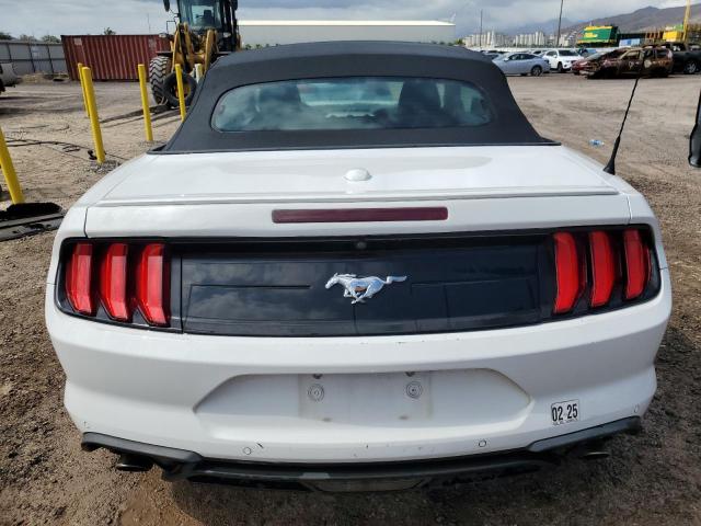 Photo 5 VIN: 1FATP8UH1L5111886 - FORD MUSTANG 