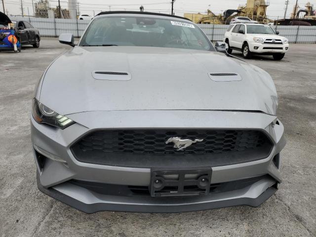 Photo 4 VIN: 1FATP8UH1N5102575 - FORD MUSTANG 