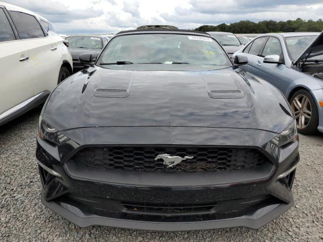 Photo 4 VIN: 1FATP8UH2J5111408 - FORD MUSTANG 