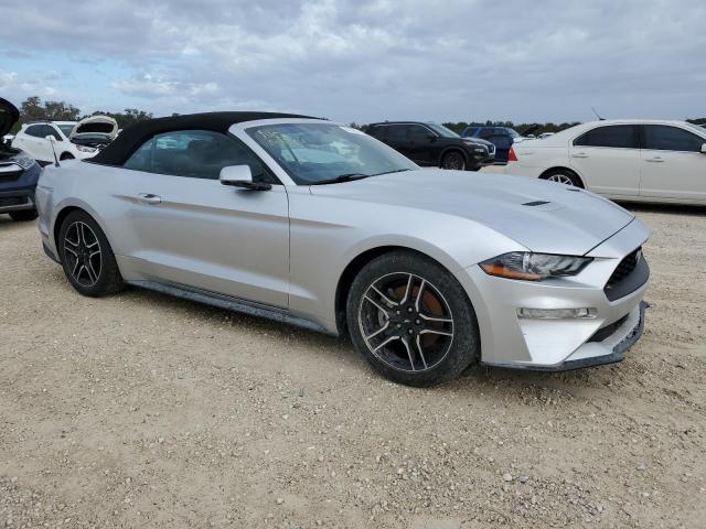 Photo 3 VIN: 1FATP8UH2J5115197 - FORD MUSTANG 