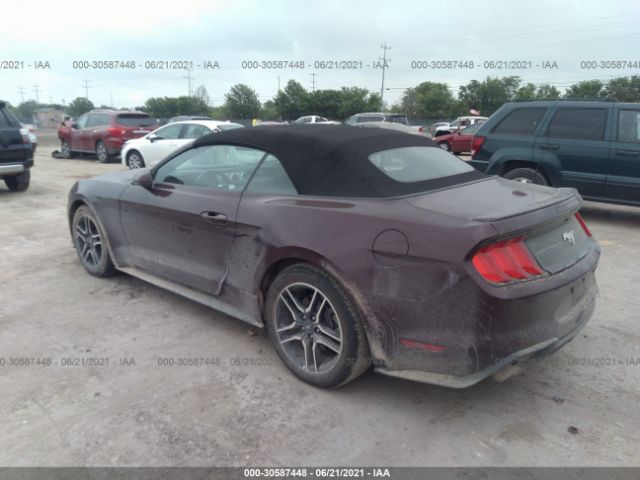 Photo 2 VIN: 1FATP8UH2J5156994 - FORD MUSTANG 