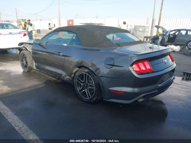 Photo 2 VIN: 1FATP8UH2J5157109 - FORD MUSTANG 