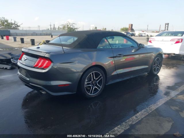 Photo 3 VIN: 1FATP8UH2J5157109 - FORD MUSTANG 