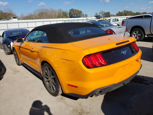 Photo 2 VIN: 1FATP8UH2K5159704 - FORD MUSTANG 