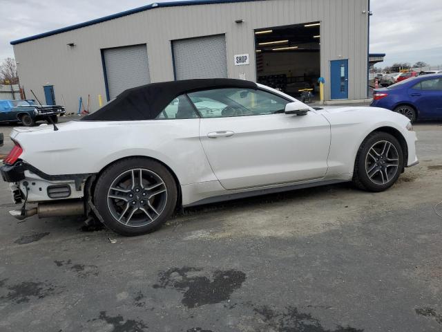 Photo 2 VIN: 1FATP8UH2K5161646 - FORD MUSTANG 