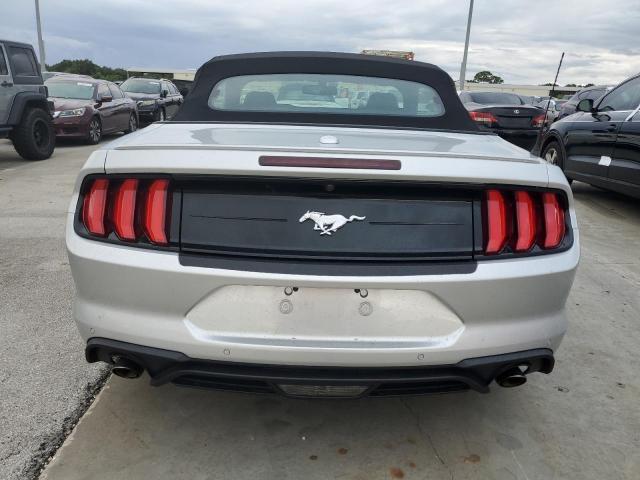 Photo 5 VIN: 1FATP8UH2K5181749 - FORD MUSTANG 