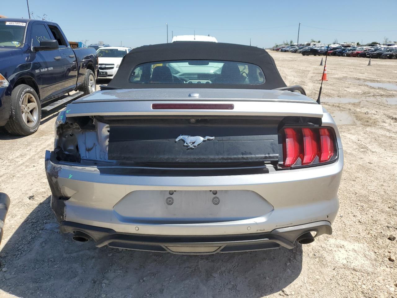 Photo 5 VIN: 1FATP8UH2L5146954 - FORD MUSTANG 