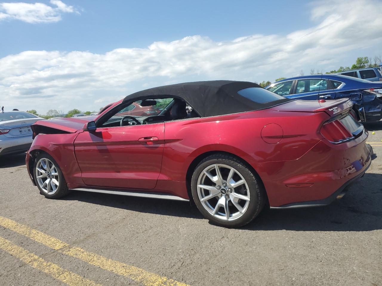 Photo 1 VIN: 1FATP8UH3F5378175 - FORD MUSTANG 