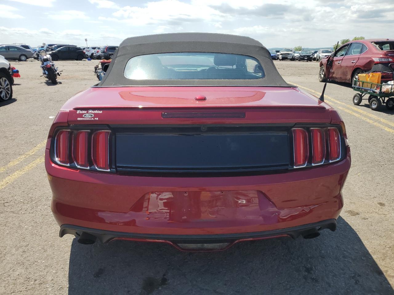 Photo 5 VIN: 1FATP8UH3F5378175 - FORD MUSTANG 